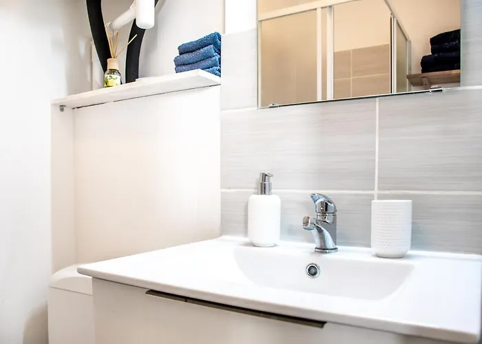 Cosy Sur Ile De - Proche Tram 2 Et 3 Apartament